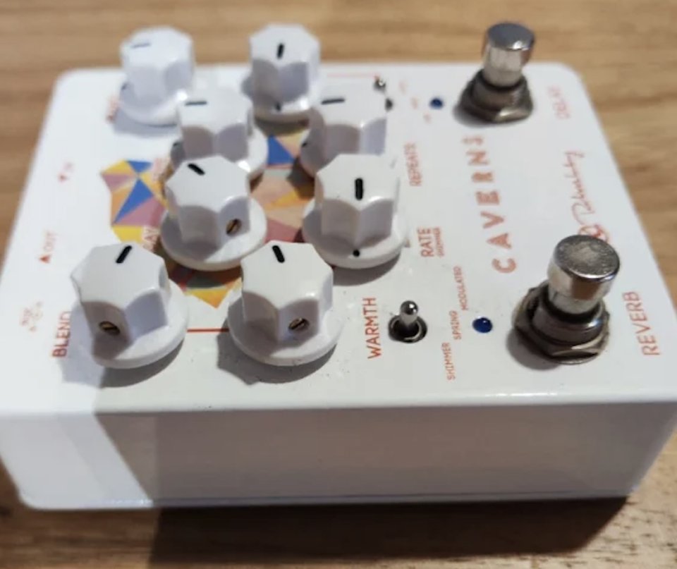 Keeley Caverns V2. Delay + Reverb de segunda mano · Foto 2 de 5 · Barcelona · 190 €