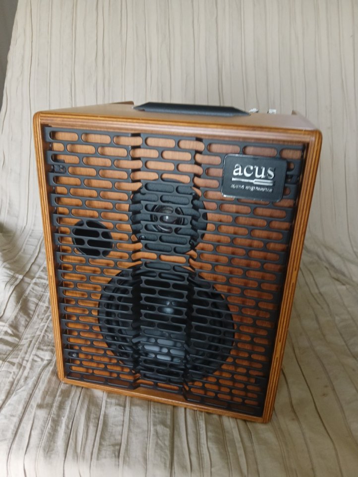 Amplificador ACUS 130 w.muy potente