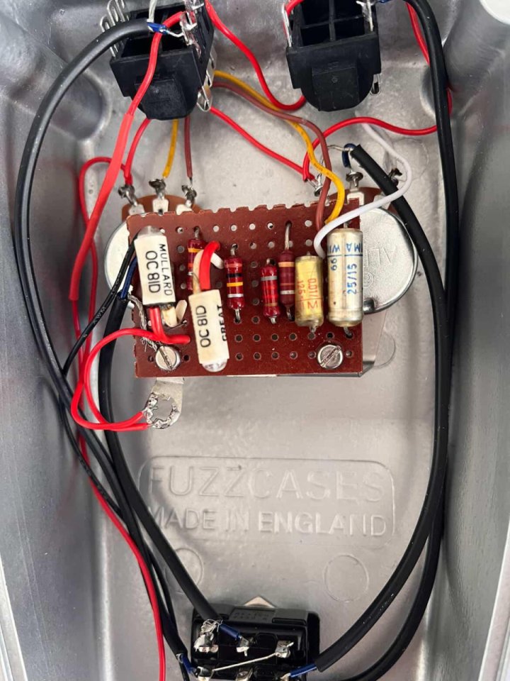 Stone Bender (Tone Bender MK1.5 con Mullard OC81D White Jacket) PPPC Sound Effects