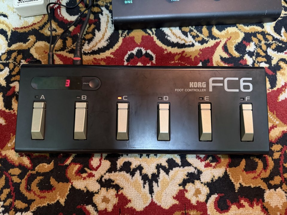 Korg A3 + Pedalera Fc6 de segunda mano · Foto 6 de 9 · Madrid · 130 €