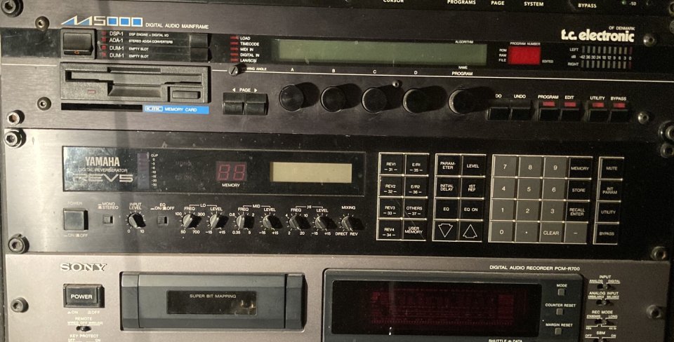 Yamaha REV 5 de segunda mano · Madrid · 300 €