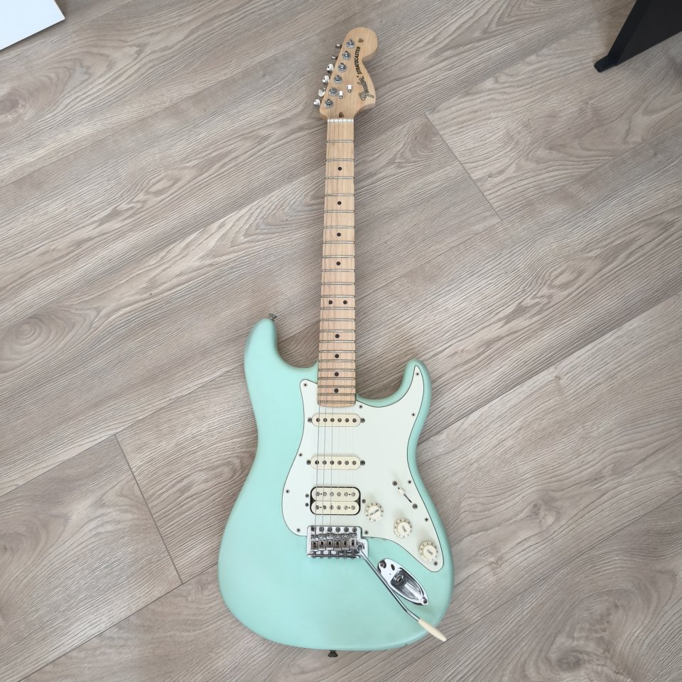 Fender Stratocaster American Performer HSS de segunda mano · Foto 1 de 6 · Bizkaia · 999 €