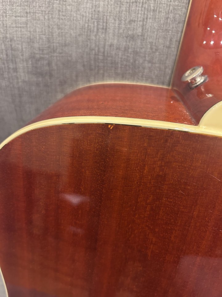 Epiphone Hummingbird Pro (Electroacústica) de segunda mano · Foto 7 de 8 · Asturias · 280 €