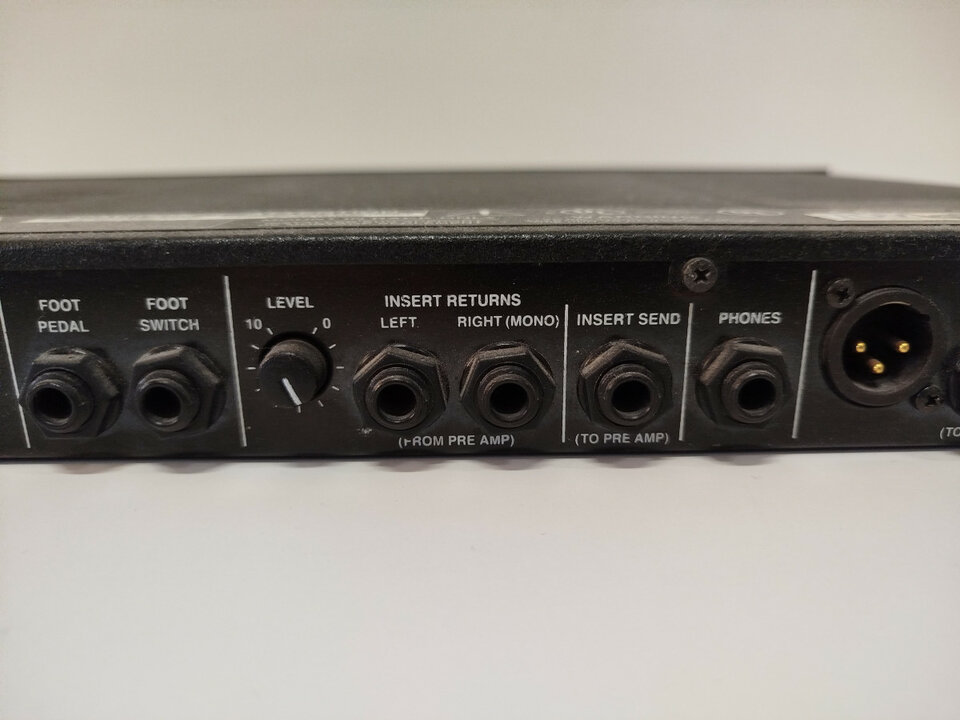 Multiefectos Lexicon MPX G2 + Pedalera Midi MPX R1