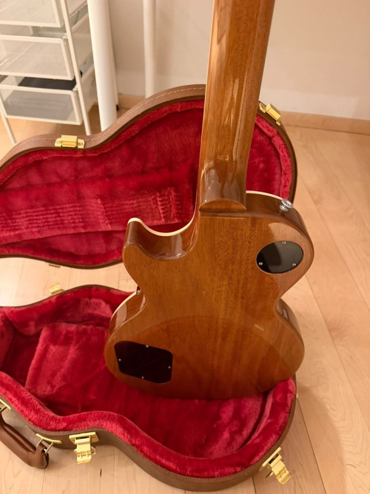 Gibson Les Paul Standard 60s Ebony NUEVA 2026 de segunda mano · Foto 6 de 7 · Valencia · 1900 €
