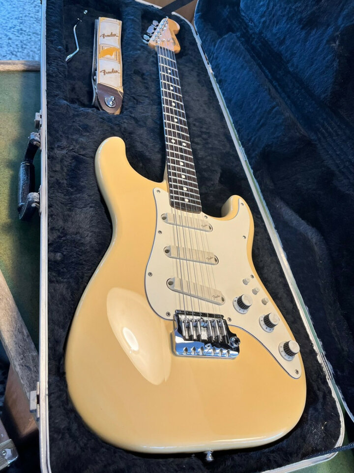 Fender Stratocaster Elite