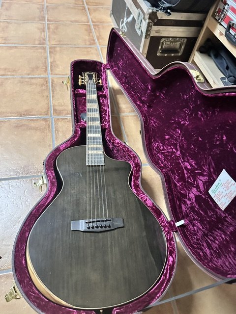 Guitarra Electroacústica Cort Modern Black TBK Con Estuche