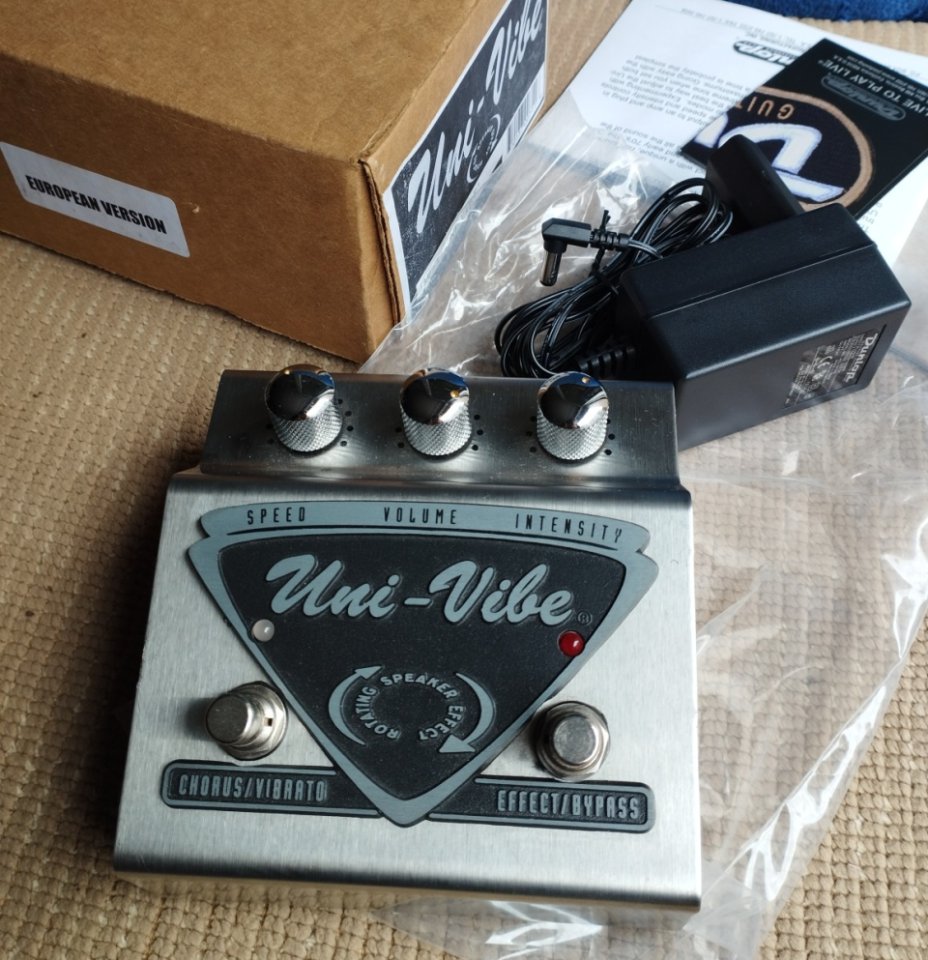 Dunlop UV-1 Uni-Vibe Chorus / Vibrato