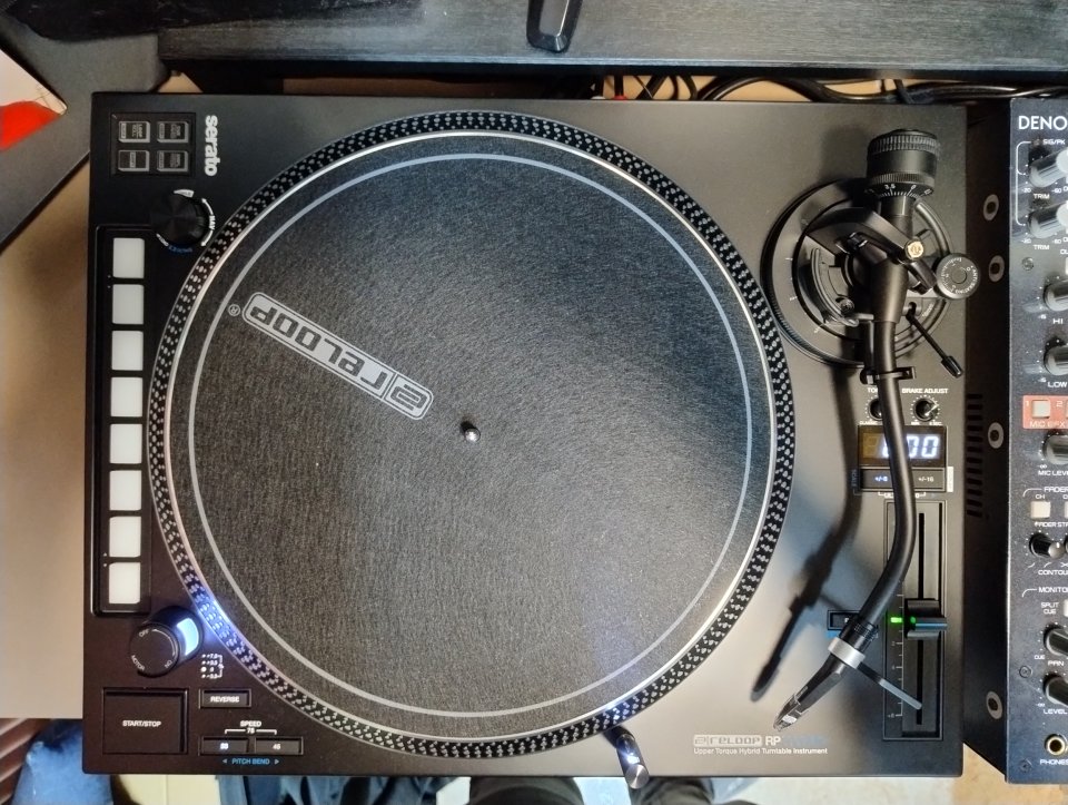 Reloop RP 8000 MK2 de segunda mano · Foto 6 de 10 · Tarragona · 1300 €