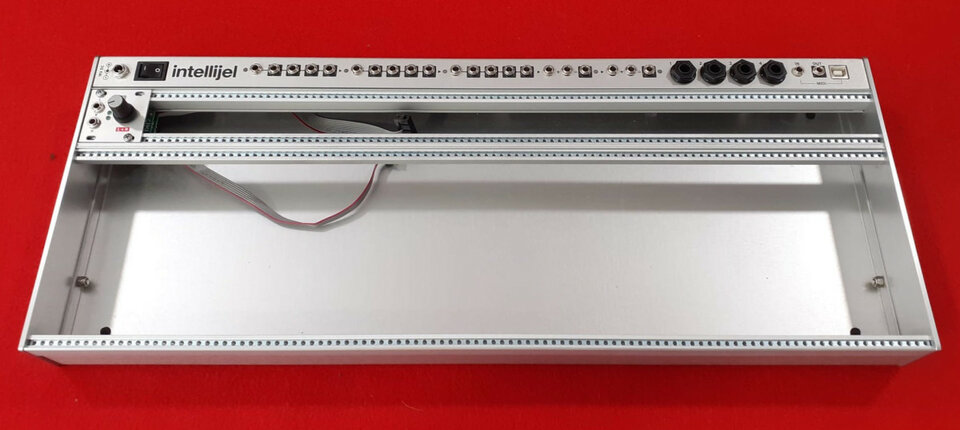 Intellijel 4U 104HP Palette Case (Silver)