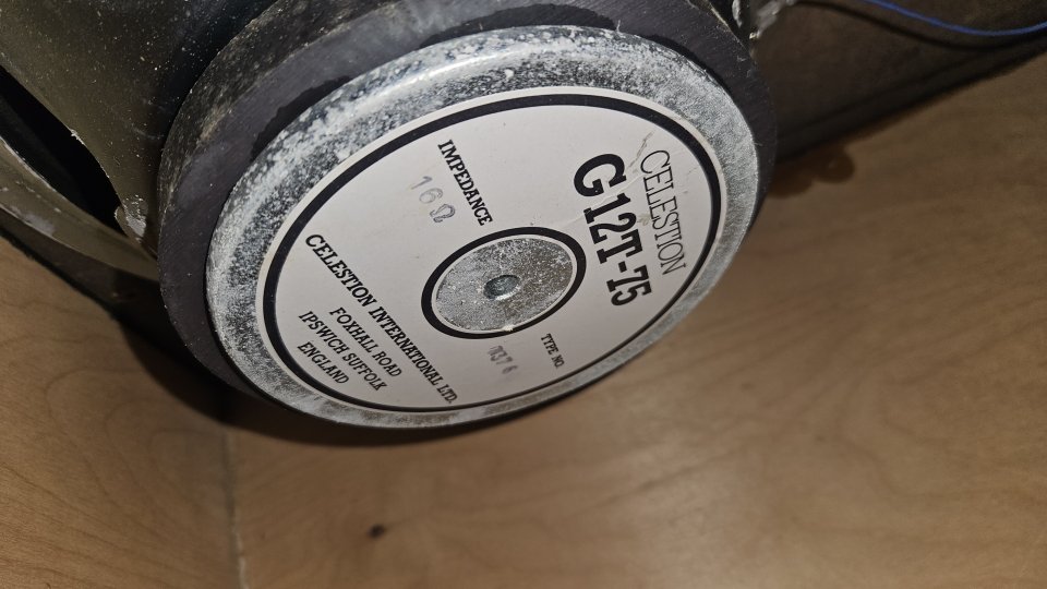 Marshall 4x12 JCM800 Lead 1960A por VOX AC15 o 4x12 1960BX