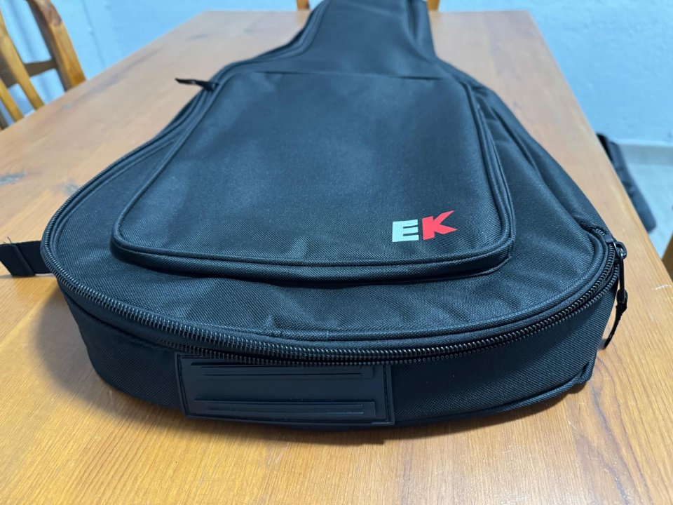 Funda Gig Bag EK acolchada 15mm – NUEVA A ESTRENAR – Solo Venta, no Cambios
