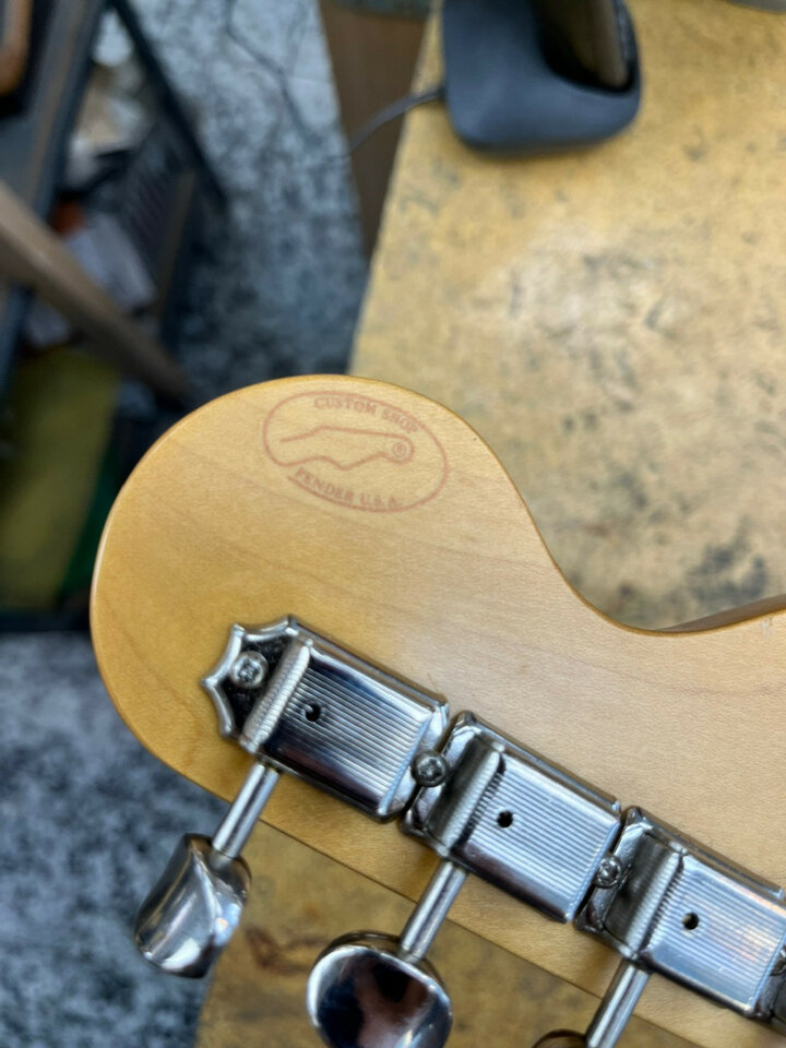 Fender Stratocaster Custom Shop '67 Reissue, Hendrix Tribute