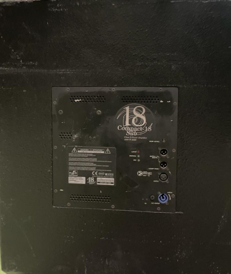 Equipo de Sonido 4000 W rms DAS COMPACT 2