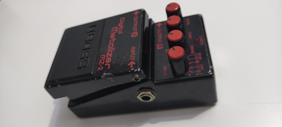 Boss MZ-2 digital metalizer