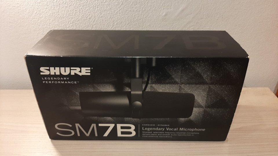 SHURE SM 7B