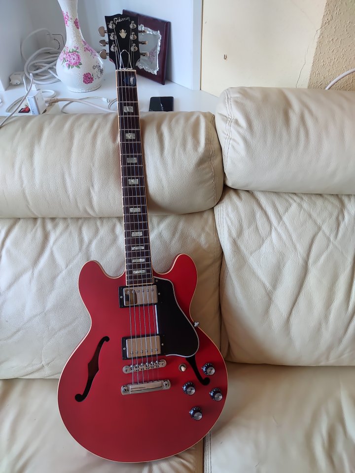 Gibson ES339 Satín cherry