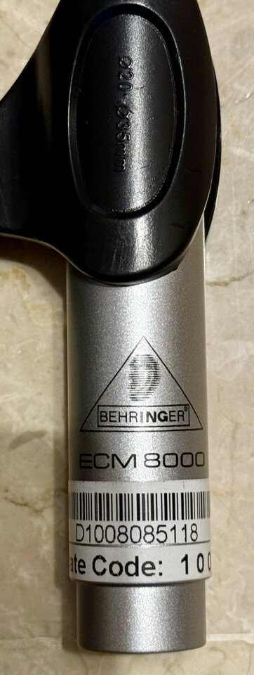 Micrófono de medición condensador Behringer ECM8000 de segunda mano · Foto 2 de 6 · Málaga · 45 €
