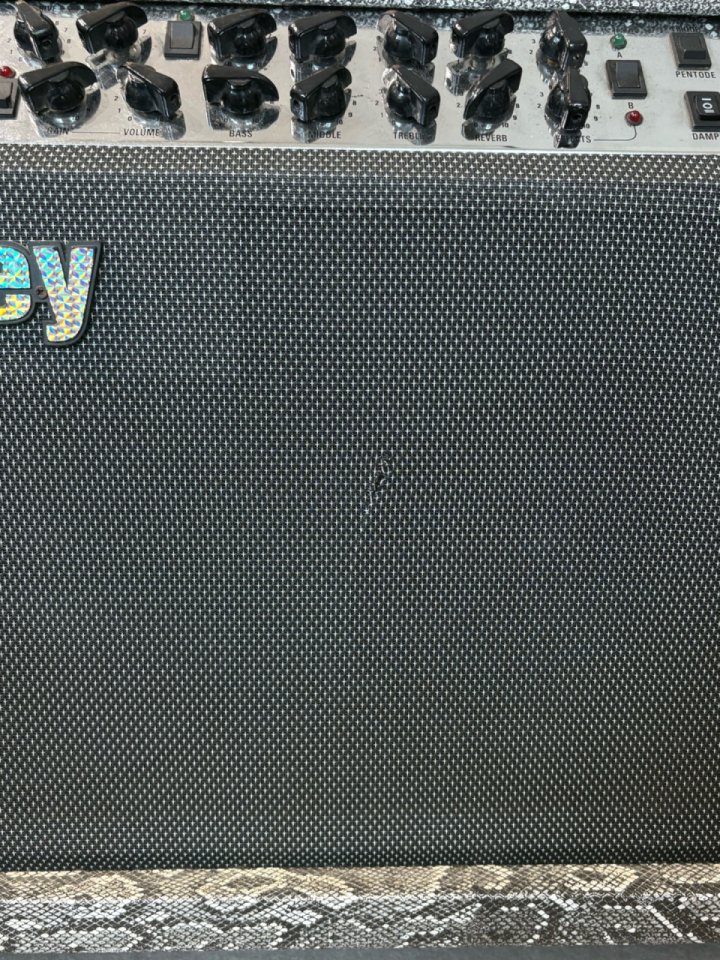 Amplificador a válvulas Laney Chrome- O-Zone de segunda mano · Foto 6 de 6 · Cantabria · 590 €