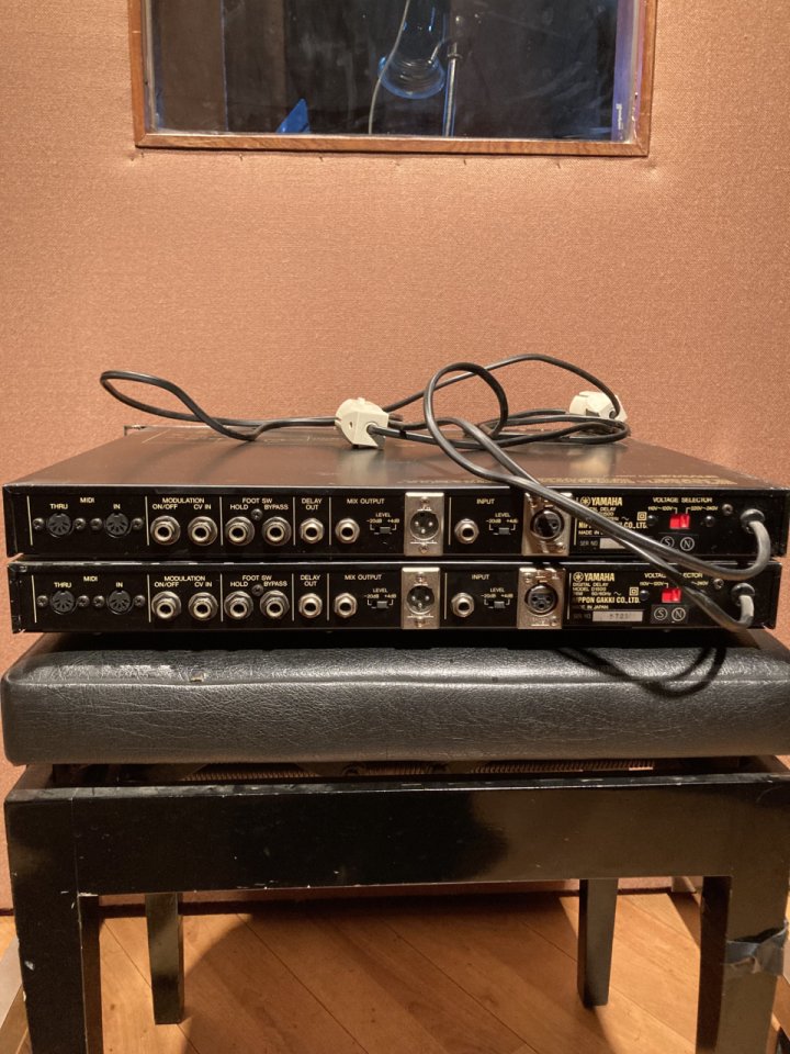 Yamaha Digital Delay Model D1500 (x2) de segunda mano · Foto 3 de 3 · Madrid · 500 €