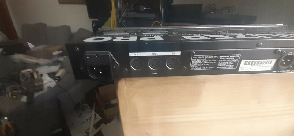 Berhinger Modulizer Pro 1200 P