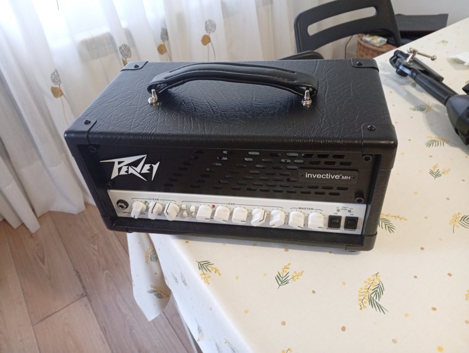 Peavey mini Invective de segunda mano · Foto 1 de 3 · Madrid · 300 €