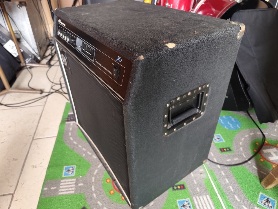Sigo bajando el precio!!!!Ampeg B2 professional combo de los 90. Made in USA