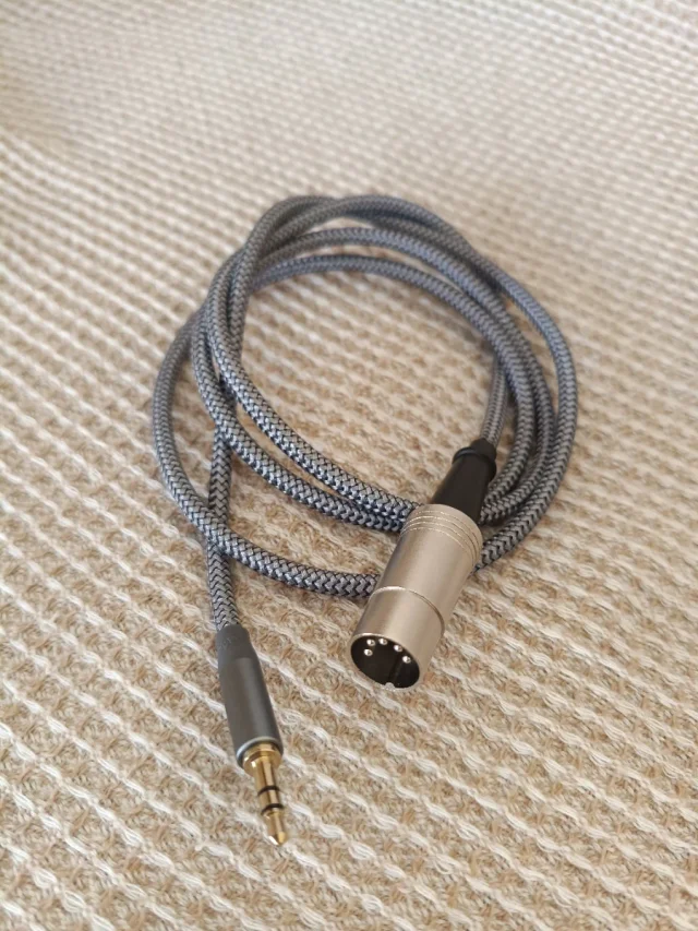 Cable MIDI a TRS 3,5mm tipo A de segunda mano · A Coruña · 12 €