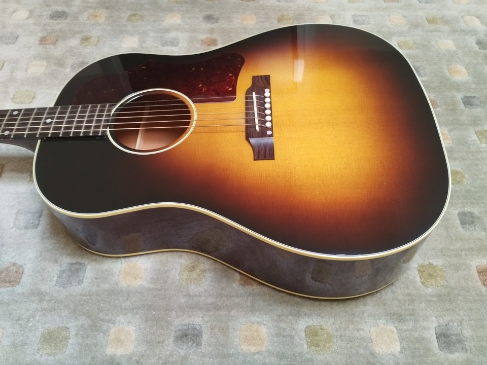 Gibson 50's J-45 Vintage Sunburst de segunda mano · Foto 2 de 10 · Barcelona · 2200 €