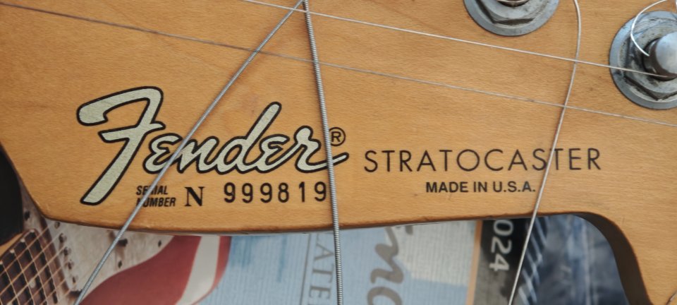Fender Stratocaster Plus USA (1990) - Acabado Black Pearl Burst + Estuche de segunda mano · Foto 5 de 10 · Madrid · 1500 €