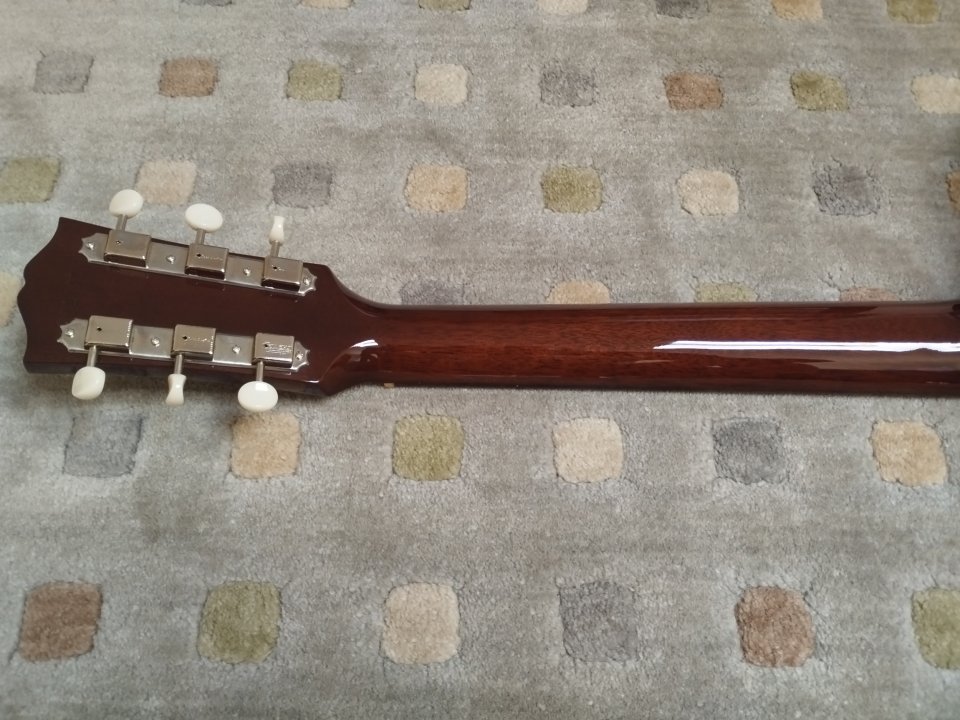 Gibson 50's J-45 Vintage Sunburst de segunda mano · Foto 5 de 10 · Barcelona · 2200 €