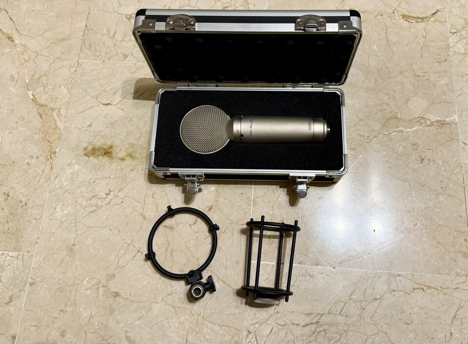 Micrófono M-Audio Solaris, condensador con tres patrones