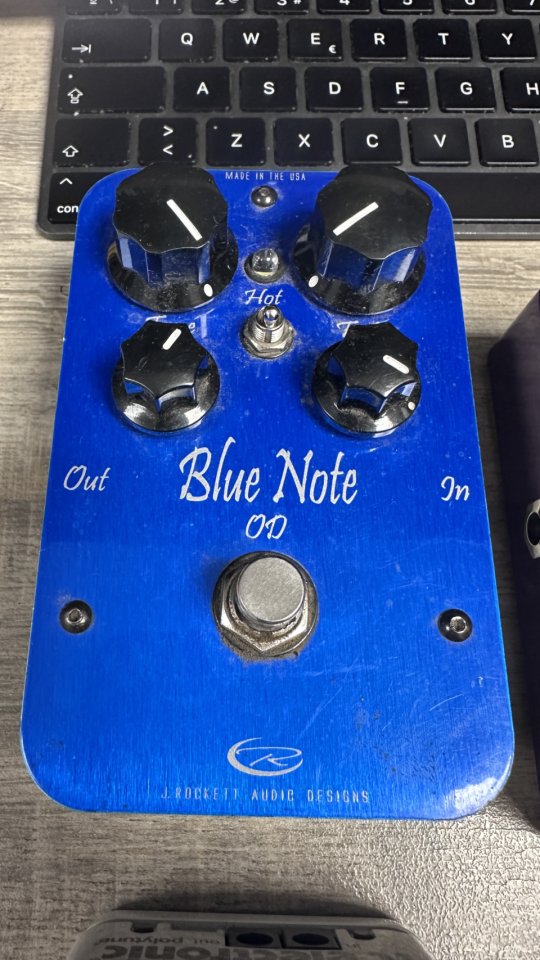 Vendo todos estos pedales