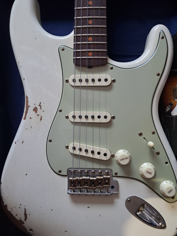 Fender Custom Shop 1964 L-Series Stratocaster Limited Edition de segunda mano · Foto 2 de 5 · Málaga · 4200 €