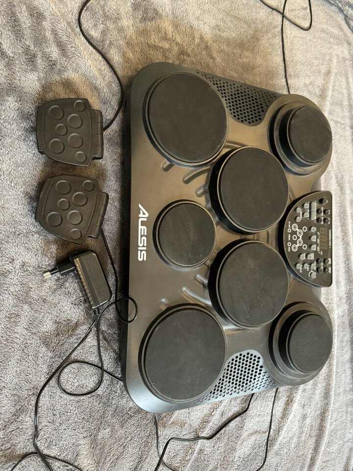 Alesis Compact kit 7