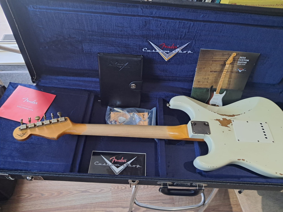 Fender Custom Shop 1964 L-Series Stratocaster Limited Edition de segunda mano · Foto 3 de 5 · Málaga · 4200 €