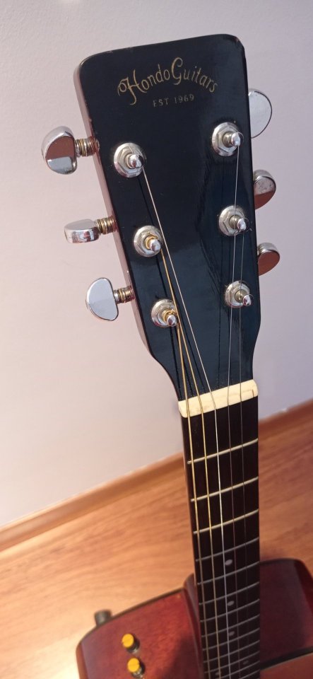 Guitarra eléctroacustica Hondo Corea 80s de segunda mano · Foto 2 de 9 · Cuenca · 150 €