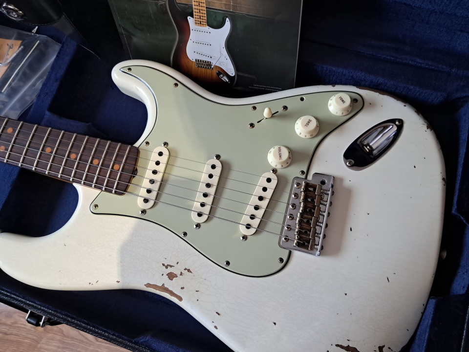 Fender Custom Shop 1964 L-Series Stratocaster Limited Edition de segunda mano · Foto 4 de 5 · Málaga · 4200 €