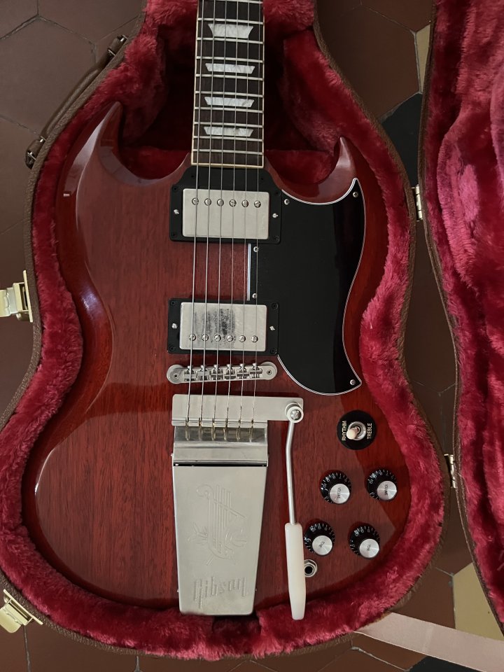 Gibson SG Maestro de segunda mano · Foto 2 de 6 · Madrid · 1750 €