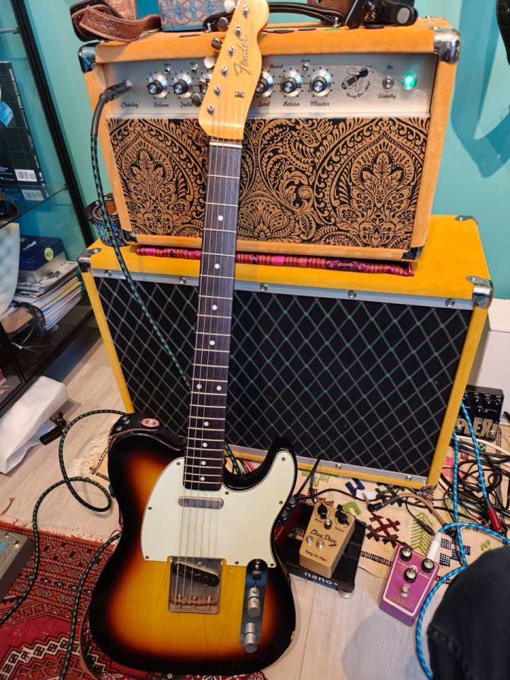 Replica telecaster 1965 de segunda mano · Foto 1 de 9 · Madrid · 3199 €