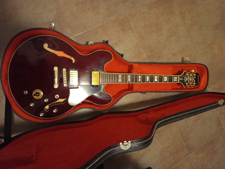 Epiphone Sheraton II Mejorada