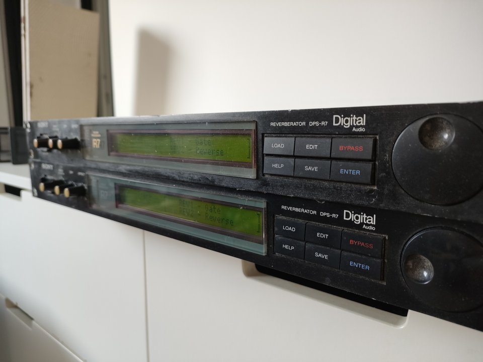 REVERB SONY DPS R7 (2 unidades)