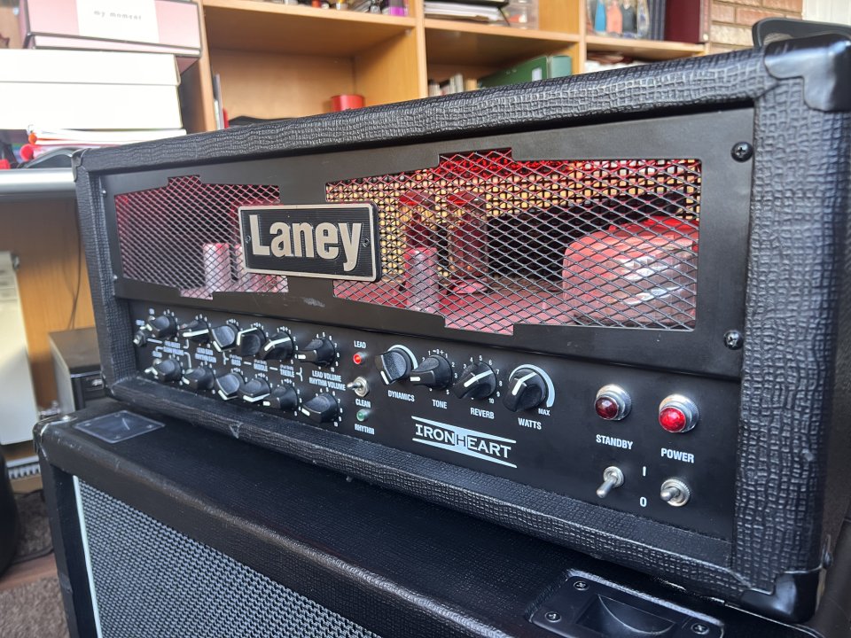 Laney Ironheart 60W + pantalla 2x12 | Metal, versatilidad y carácter