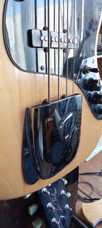 Squier Classic Vibe 70 Jazz Bass Natural de segunda mano · Foto 2 de 10 · Madrid · 350 €