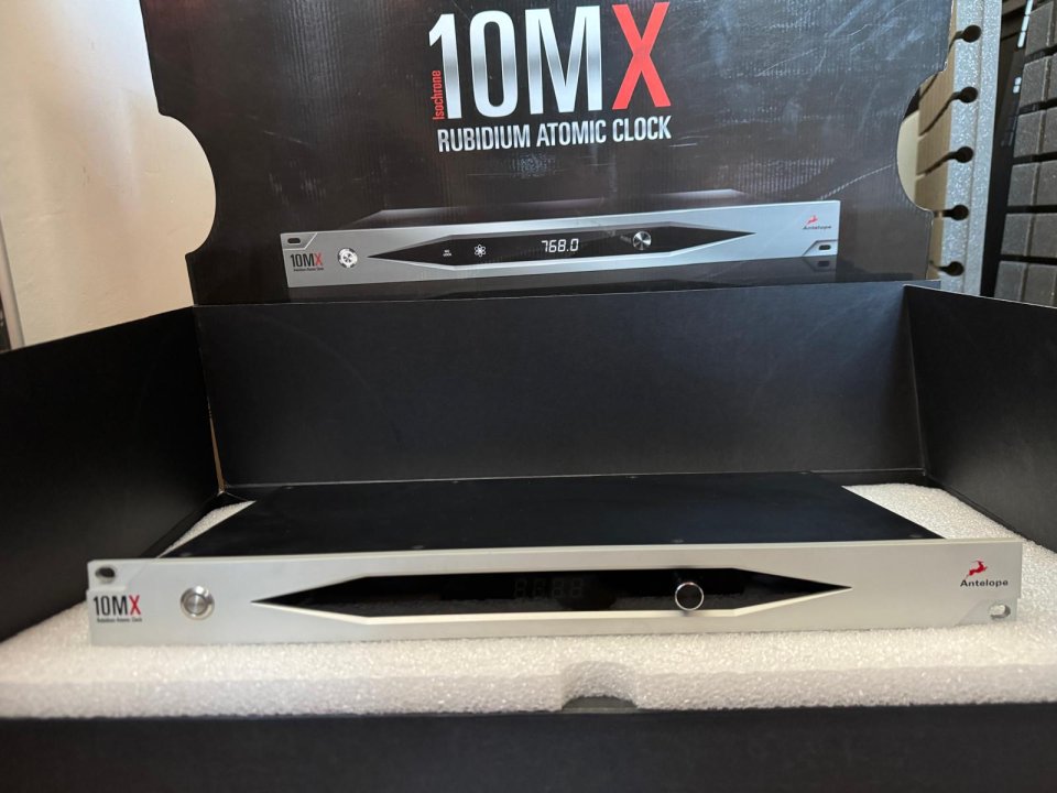 Antelope 10MX (wordclock)