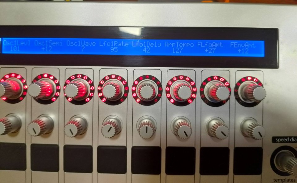 Novation ReMote Zero SL MKII Controlador MIDI (admite sysex) de segunda mano · Foto 3 de 4 · Valencia · 80 €