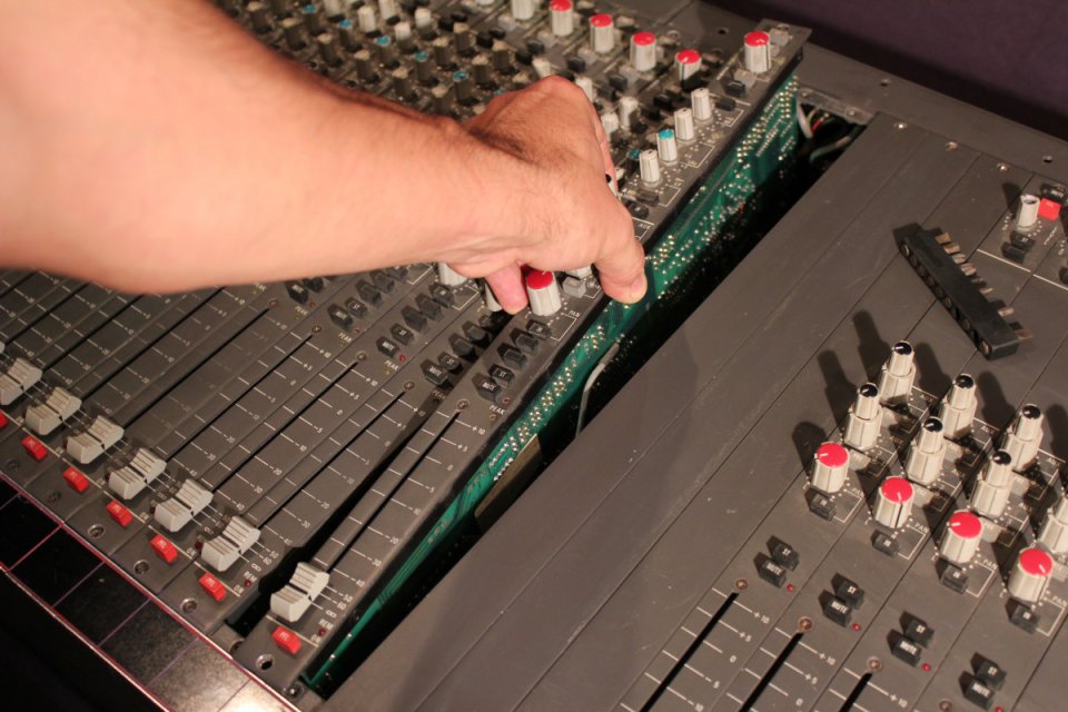 Modulos (channel strips) AMEK BC2 MONO Y STEREO