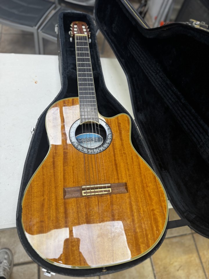 OVATION CELEBRITY CS 153