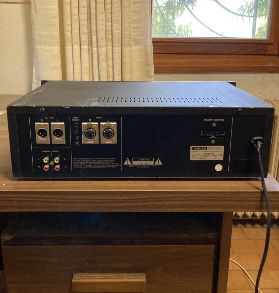 Tascam 122 MkII de segunda mano · Foto 2 de 3 · Madrid · 350 €