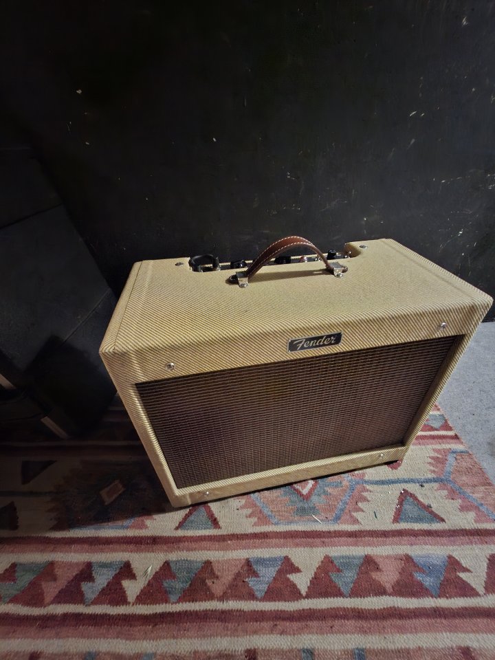 Fender 57 5e3 tweed deluxe clon